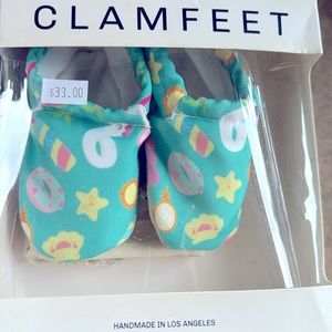 Clamfeet baby shoes new in box